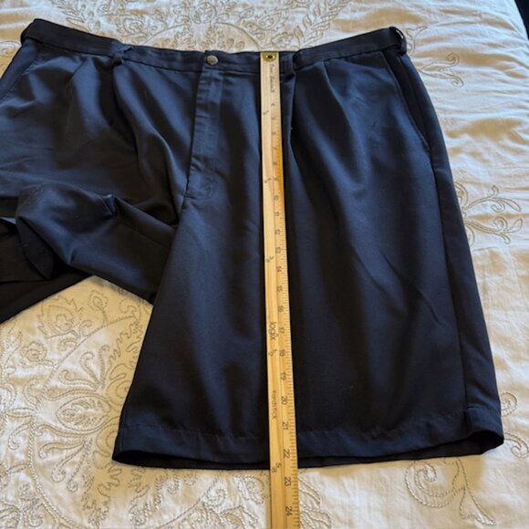 Haggar Cool 18 Flat Front Shorts Size 46 Navy Blue Expandable Waist Quick Dry - Picture 10 of 11